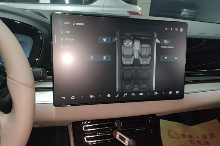 Used BYD Han 2025 EV Intelligent Driving Edition 605KM Prestige Model Audio And AC Panel