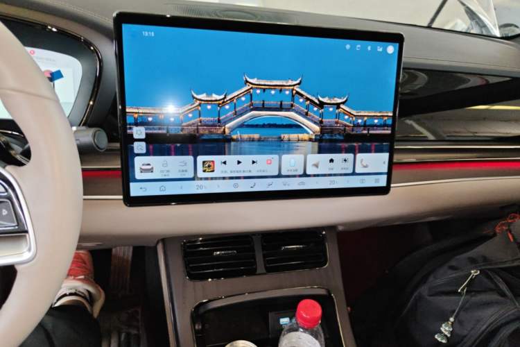 Used BYD Han 2025 DM-i Intelligent Driving Edition 125KM LiDAR Flagship Model Audio And AC Panel