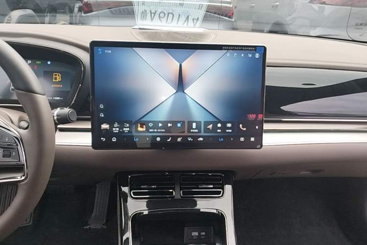 Used BYD Han 2025 DM-i 125KM LiDAR-Powered Intelligent Driving Model Audio And AC Panel