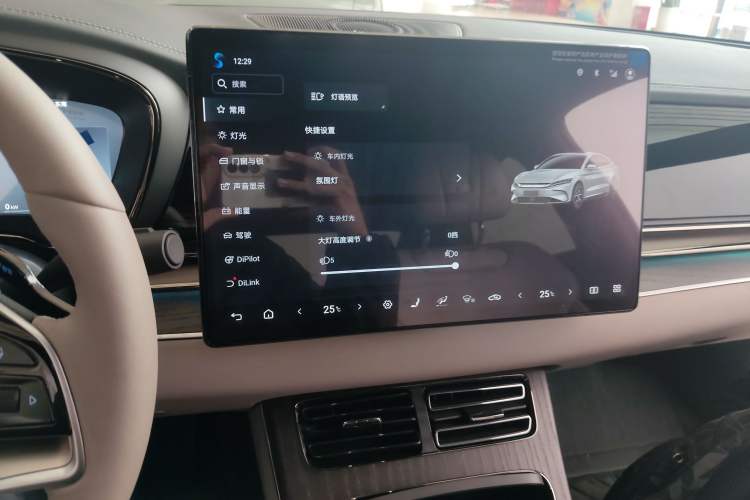 Used BYD Han 2025 EV with 701 km of Laser Radar-Enabled Intelligent Driving Audio And AC Panel
