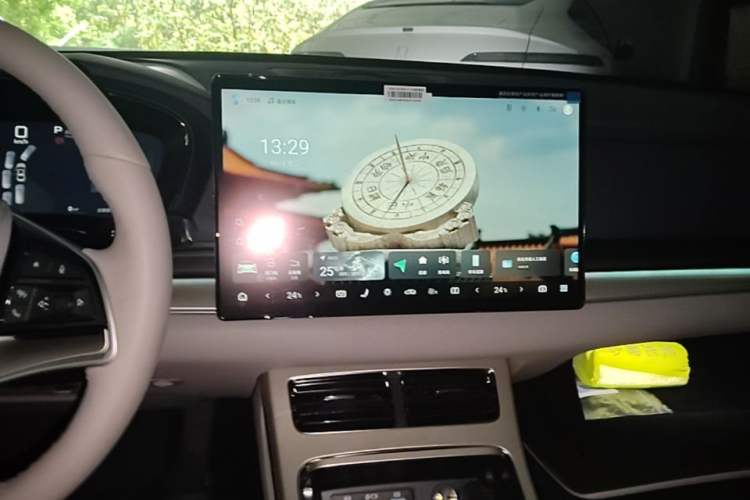 Used BYD Han 2025 Model EV Intelligent Driving Edition 635KM Flagship Audio And AC Panel