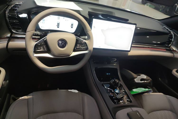 Used BYD Han 2025 DM-i Intelligent Driving Edition 125KM LiDAR Flagship Model Center Console