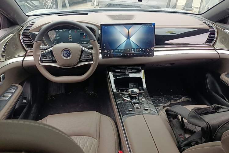 Used BYD Han  Center Console
