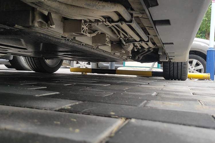Used BYD Han 2025 DM-i 125KM Prestige Model Chassis Front Left