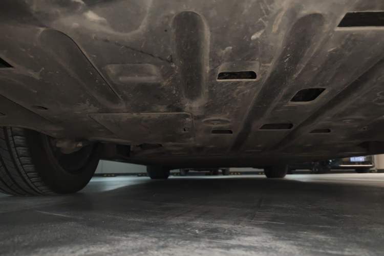 Used BYD Han 2025 EV with 701 km of Laser Radar-Enabled Intelligent Driving Chassis Rear