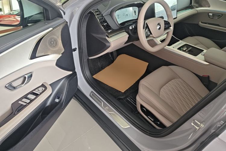 Used BYD Han 2025 Model DM-i Intelligent Driving Edition 245KM Prestige Driver Seat