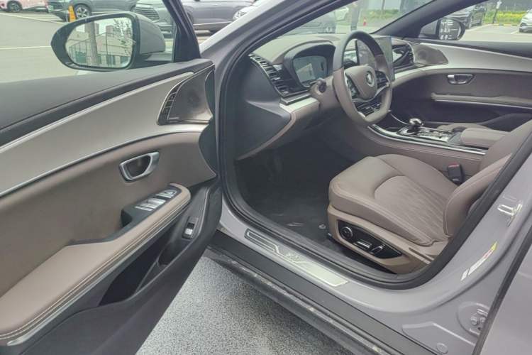 Used BYD Han  Driver Seat
