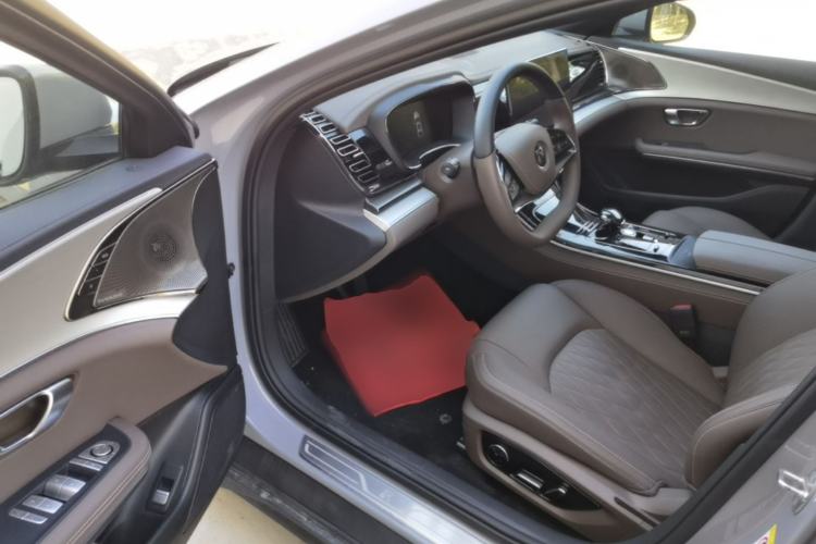 Used BYD Han 2025 DM-i Intelligent Driving Edition 125KM Prestige Model Driver Seat