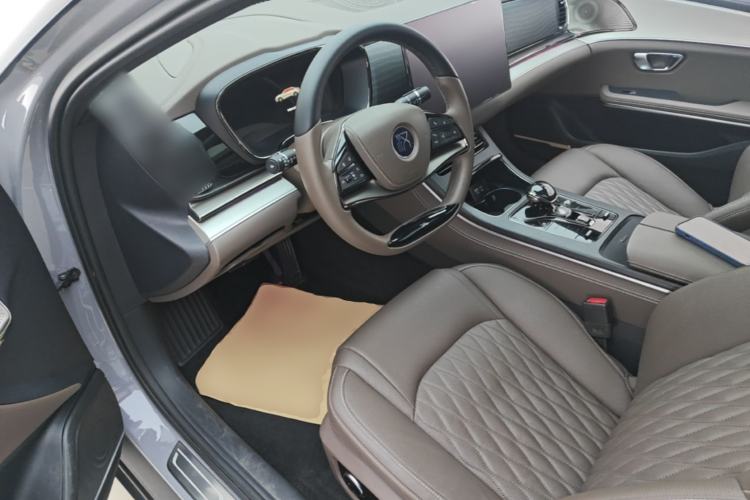 Used BYD Han 2025 DM-i 125KM Elite Model Driver Seat