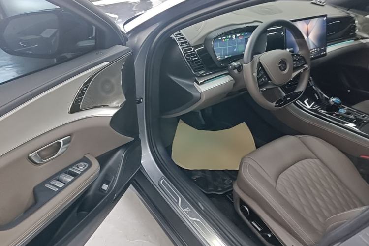 Used BYD Han 2025 DM-i 125KM Elite Model Driver Seat