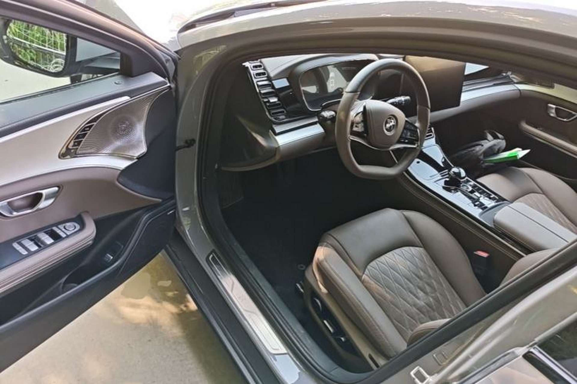 Used BYD Han 2025 DM-i Intelligent Driving Edition 125KM Prestige Model Driver Seat