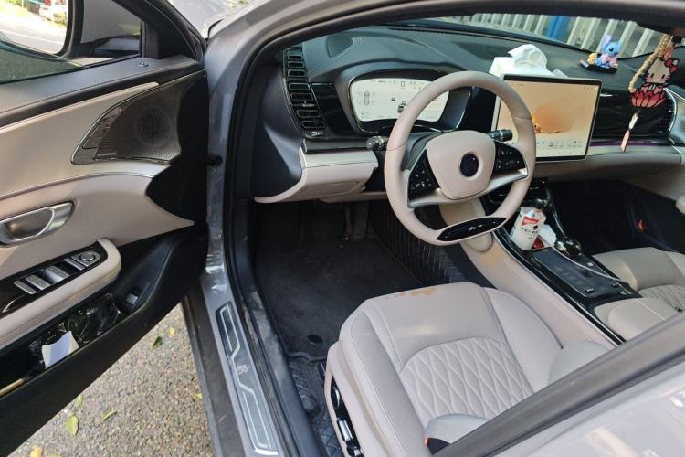 Used BYD Han 2025 DM-i 125KM Prestige Model Driver Seat