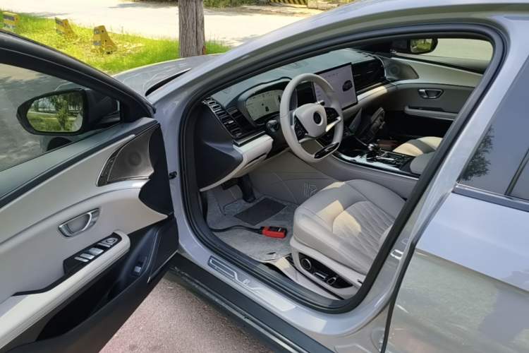 Used BYD Han 2025 DM-i 125KM Elite Model Driver Seat