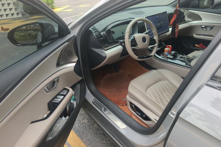 Used BYD Han 2025 DM-i Smart Drive 125KM Prestige Model Driver Seat