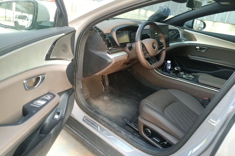 Used BYD Han 2025 DM-i Intelligent Driving Edition 125KM Prestige Model Driver Seat