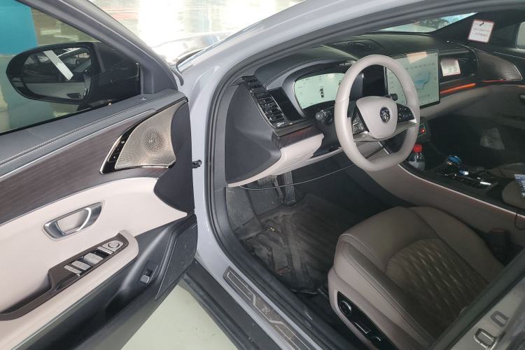 Used BYD Han 2025 DM-i 125KM LiDAR-Powered Intelligent Driving Model Driver Seat