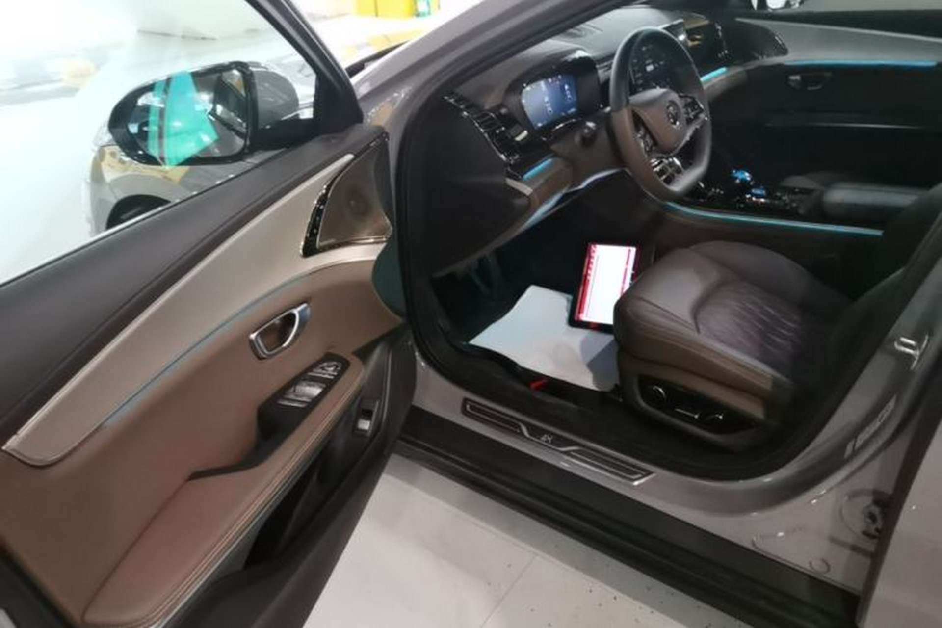 Used BYD Han 2025 DM-i Intelligent Driving Edition 125KM LiDAR Flagship Model Driver Seat