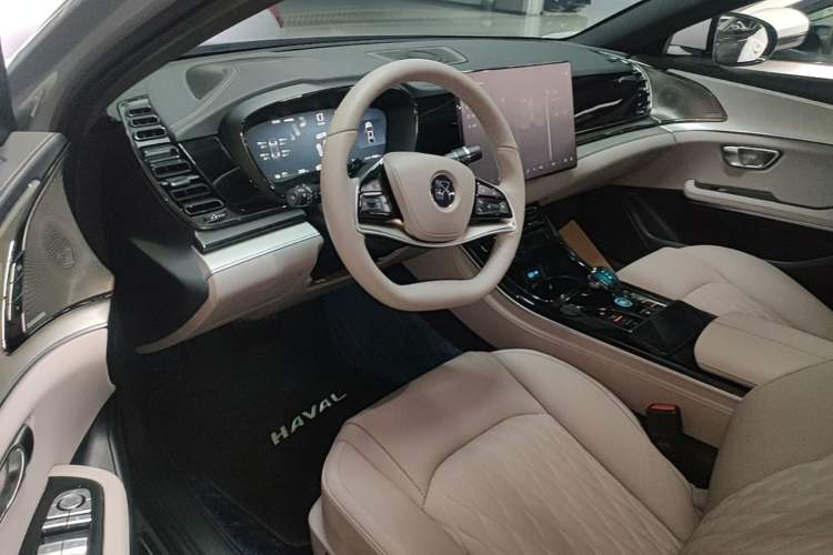 Used BYD Han 2025 EV Intelligent Driving Edition 605KM Prestige Model Driver Seat