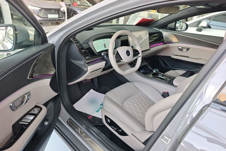 Used BYD Han 2025 DM-i Intelligent Driving Edition 125KM LiDAR Flagship Model Driver Seat