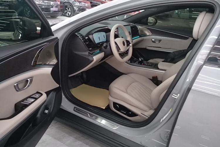 Used BYD Han 2025 DM-i Intelligent Driving Edition 125KM LiDAR Flagship Model Driver Seat