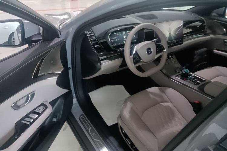 Used BYD Han 2025 DM-i Intelligent Driving Edition 125KM LiDAR Flagship Model Driver Seat