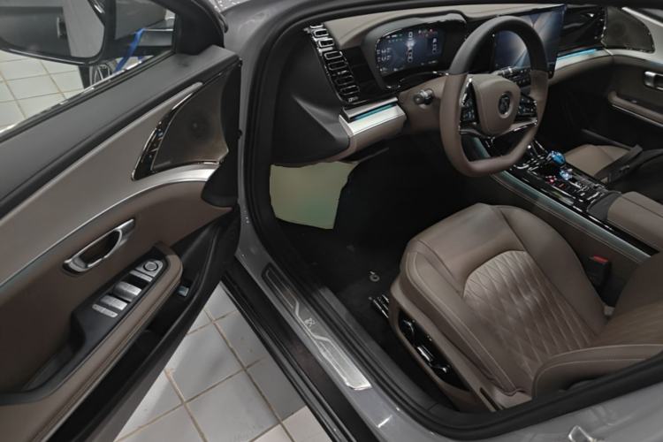 Used BYD Han 2025 DM-i Intelligent Driving Edition 125KM LiDAR Flagship Model Driver Seat