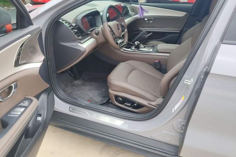 Used BYD Han 2025 EV 605KM Prestige Model Driver Seat