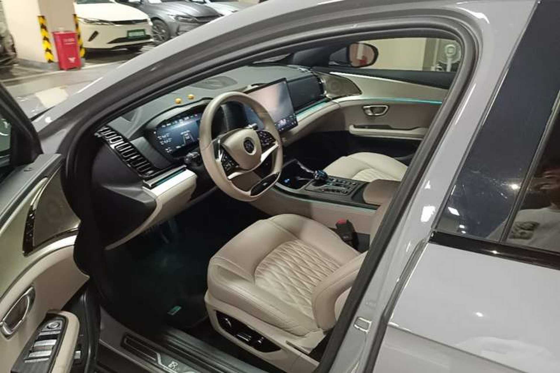 Used BYD Han 2025 DM-i 125KM Elite Model Driver Seat
