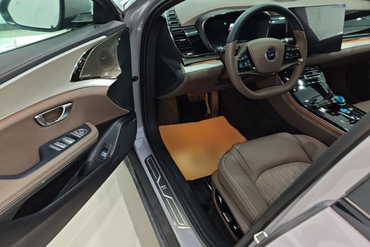 Used BYD Han 2025 DM-i Intelligent Driving Edition 125KM Prestige Model Driver Seat