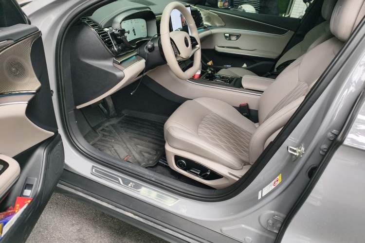 Used BYD Han 2025 EV Intelligent Driving Edition 701KM LiDAR Flagship Model Driver Seat
