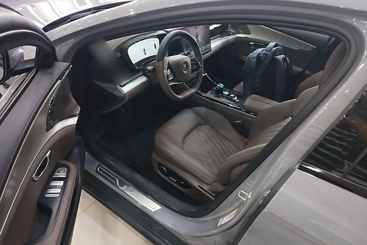 Used BYD Han 2025 DM-i Intelligent Driving Edition 125KM Prestige Model Driver Seat