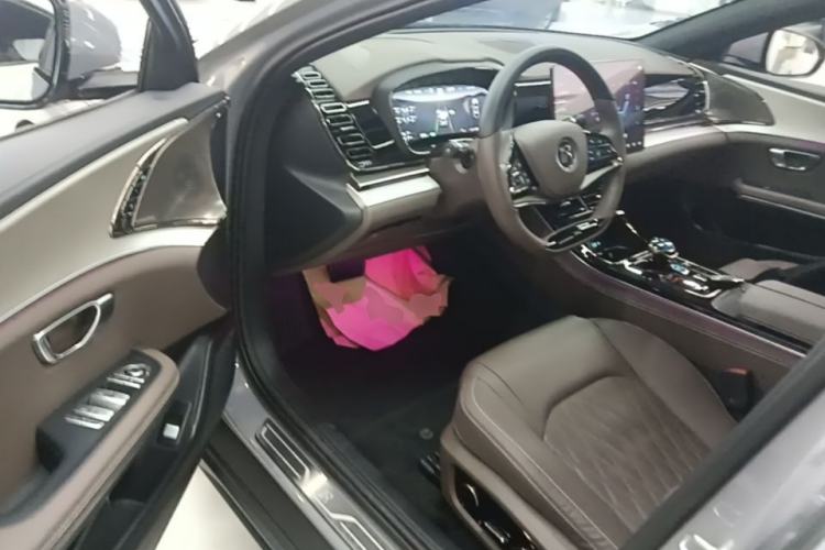 Used BYD Han 2025 DM-i 125KM Prestige Model Driver Seat