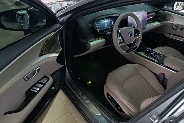Used BYD Han 2025 DM-i 125KM Prestige Model Driver Seat