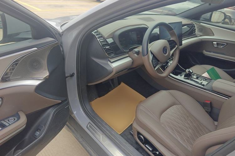 Used BYD Han 2025 DM-i Intelligent Driving Edition 125KM Prestige Model Driver Seat