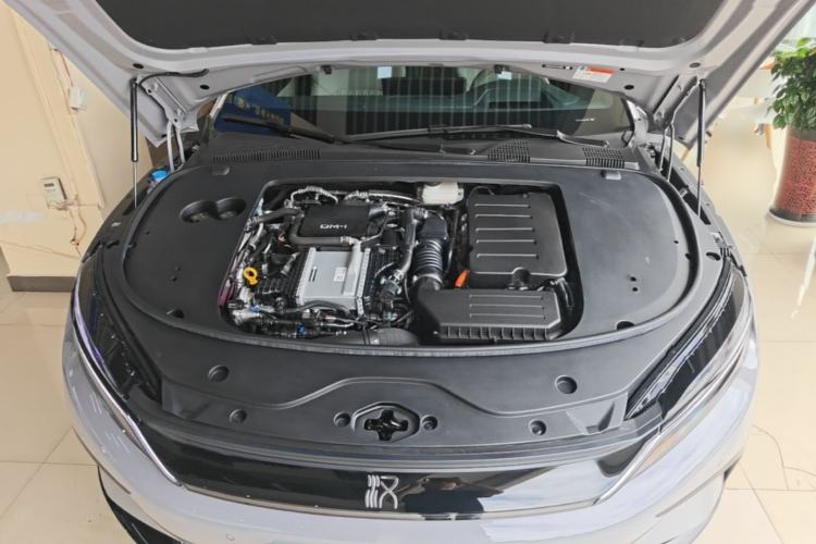 Used BYD Han 2025 DM-i Intelligent Driving Edition 125KM LiDAR Flagship Model Engine Bay