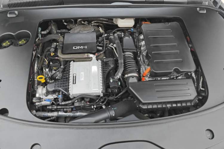 Used BYD Han 2025 DM-i 125KM Elite Model Engine Bay