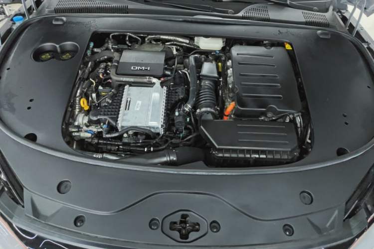 Used BYD Han 2025 DM-i 125KM Elite Model Engine Bay