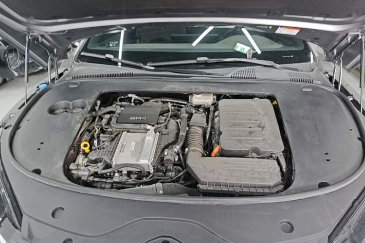 Used BYD Han 2025 DM-i 125KM Elite Model Engine Bay
