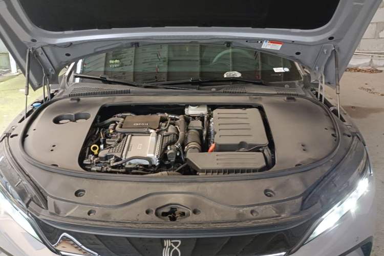 Used BYD Han 2025 DM-i 125KM Elite Model Engine Bay