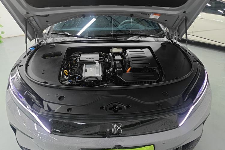 Used BYD Han 2025 DM-i Intelligent Driving Edition 125KM Prestige Model Engine Bay
