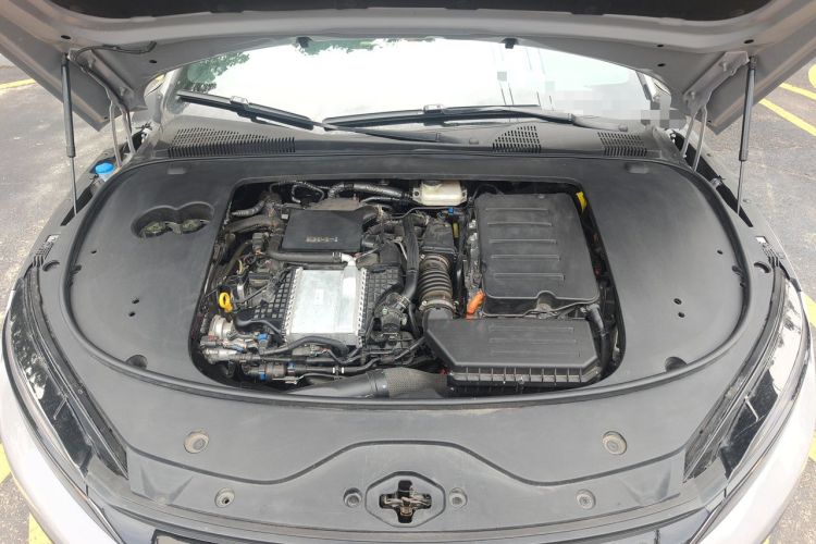 Used BYD Han 2025 DM-i Smart Drive 125KM Prestige Model Engine Bay