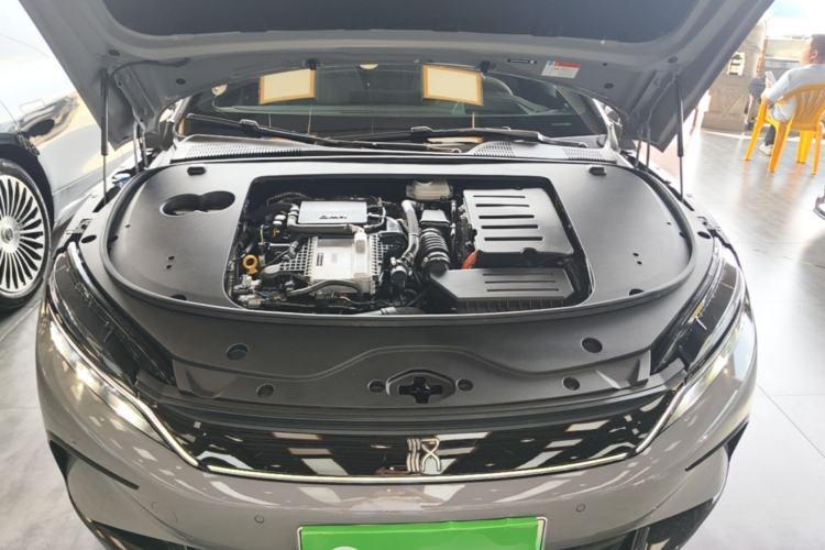 Used BYD Han 2025 DM-i 125KM LiDAR-Powered Intelligent Driving Model Engine Bay