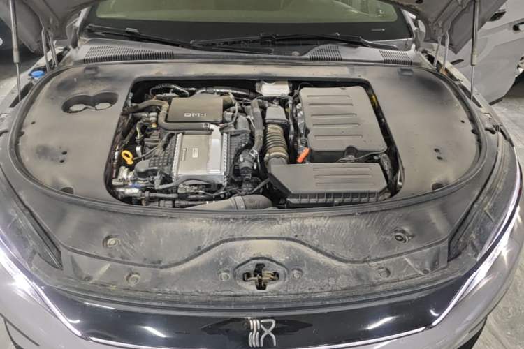 Used BYD Han 2025 DM-i Smart Drive 125KM Elite Model Engine Bay