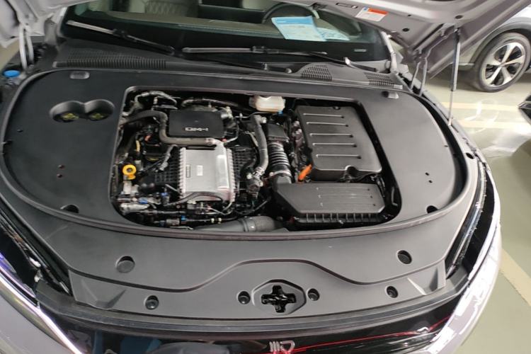 Used BYD Han 2025 DM-i 125KM Prestige Model Engine Bay