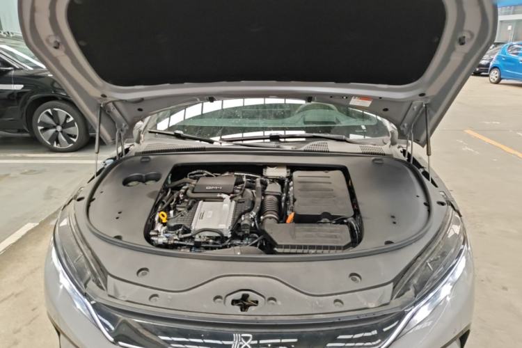 Used BYD Han 2025 DM-i Intelligent Driving Edition 125KM LiDAR Flagship Model Engine Bay
