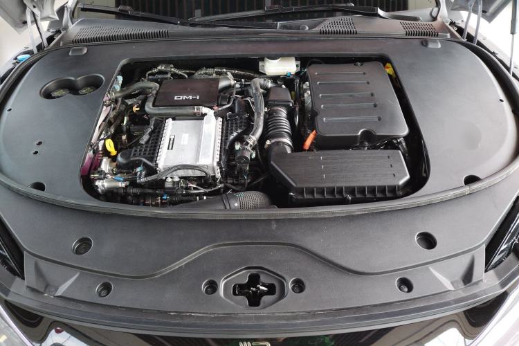 Used BYD Han 2025 DM-i Intelligent Driving Edition 125KM LiDAR Flagship Model Engine Bay