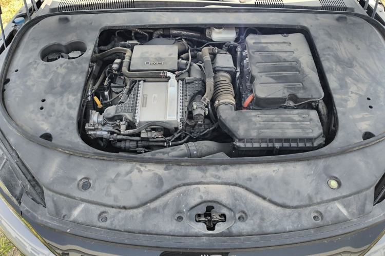 Used BYD Han 2025 DM-i Smart Drive 125KM Prestige Model Engine Bay