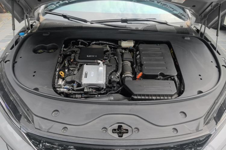 Used BYD Han 2025 DM-i 125KM Prestige Model Engine Bay