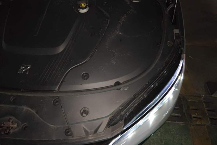 Used BYD Han 2025 EV with 701 km of Laser Radar-Enabled Intelligent Driving Engine Bay Left