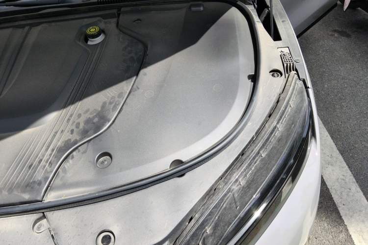Used BYD Han 2025 EV with 701 km of Laser Radar-Enabled Intelligent Driving Engine Bay Left